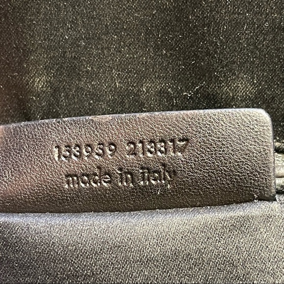 Yves Saint Laurent Rive Gauche Textured Leather Large Muse Tote - Picture 10 of 16